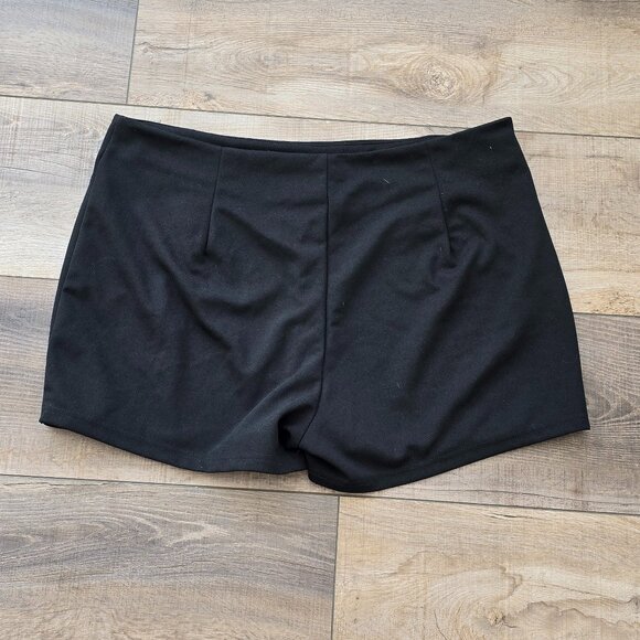 Skort. Front Slit at Hem. Side Hidden In-Seam Zip Closure, Size: XXL - Picture 6 of 8